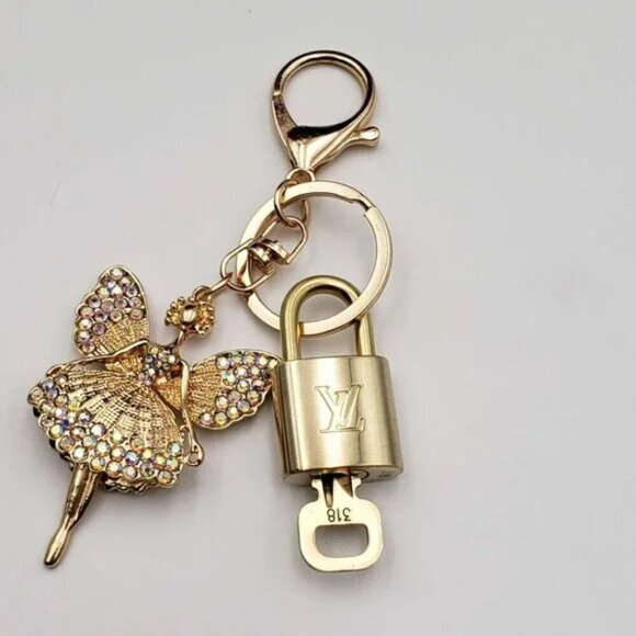 100% Auth Louis Vuitton Lock & Key with unbranded Bagcharm, Keycharm, Keychain - Picture 6 of 7